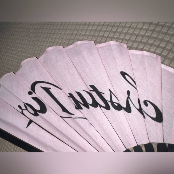 DIOR FAN - Picture 7 of 11